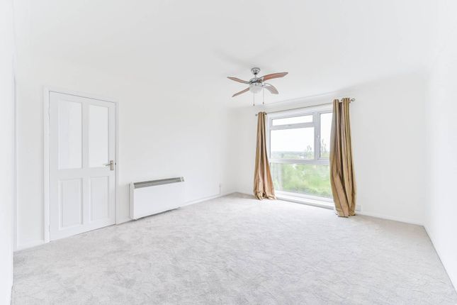 Thumbnail Flat to rent in Kelso Court, 94 Anerley Park, London SE20, Penge, London,