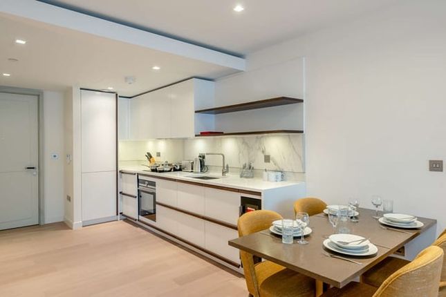 Garrett Mansions, Edgware Road, London photo 3