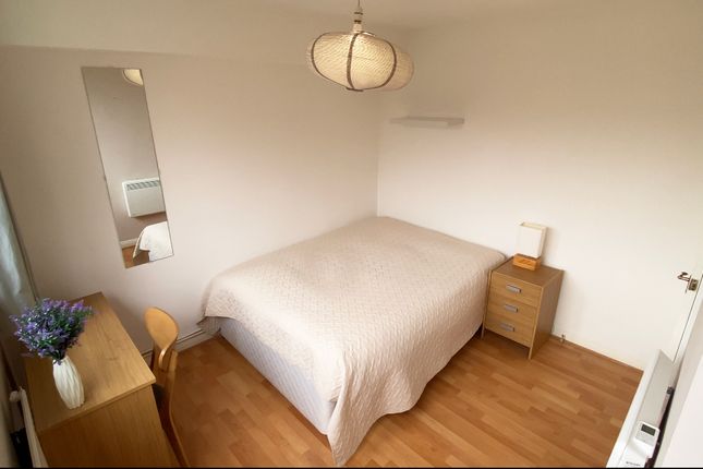 Thumbnail Room to rent in Finborough Road, London