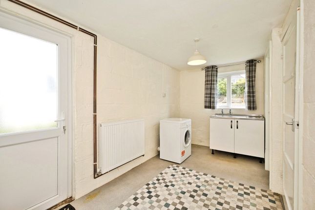 13, Churchill Road, Somerset photo 3