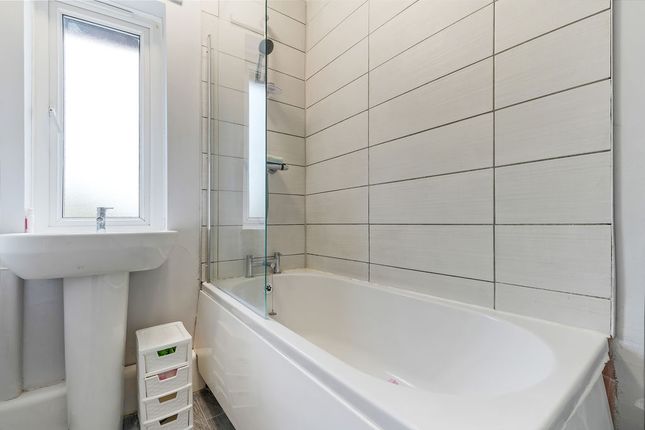 85, Wheata Road, Sheffield photo 4