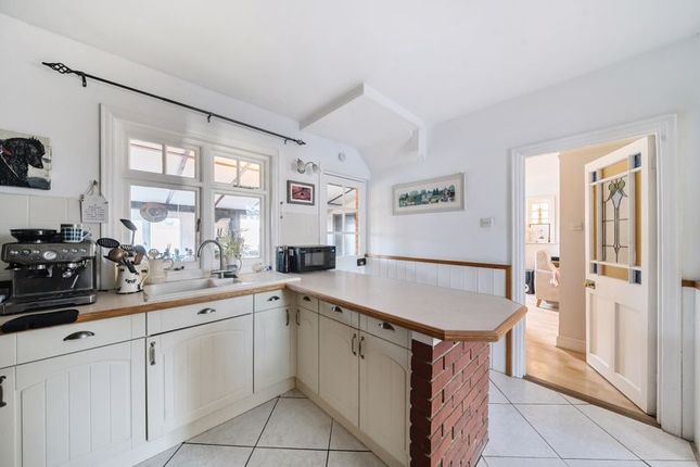 Kitchen To Lounge