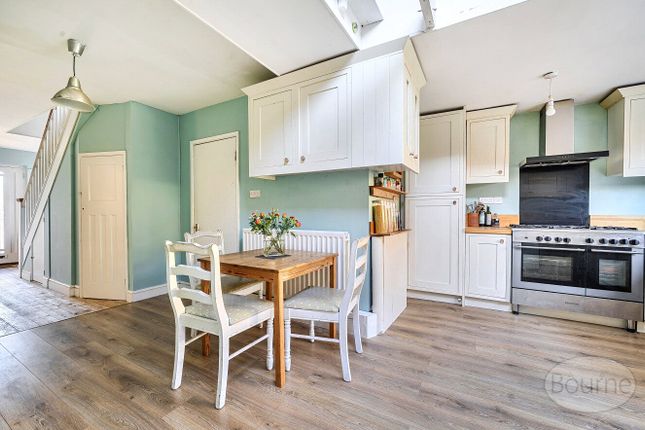 19, Oaklands Road, Petersfield photo 4
