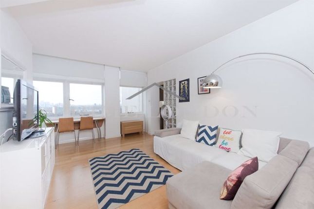 1 bed flat for sale in North Block, Metro Central Heights, London SE1