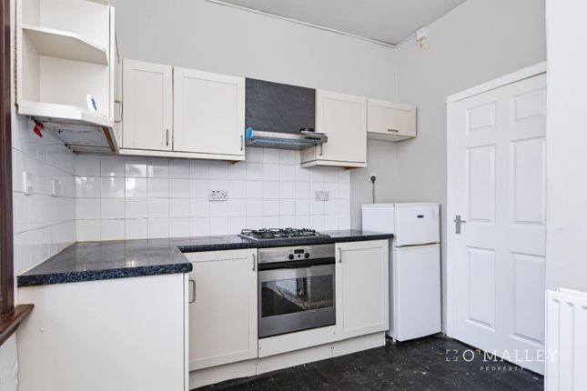 16, Ochilview, Tillicoultry photo 4