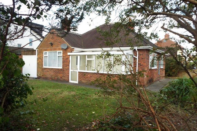 Thumbnail Bungalow to rent in Lynton Gardens, Harrogate