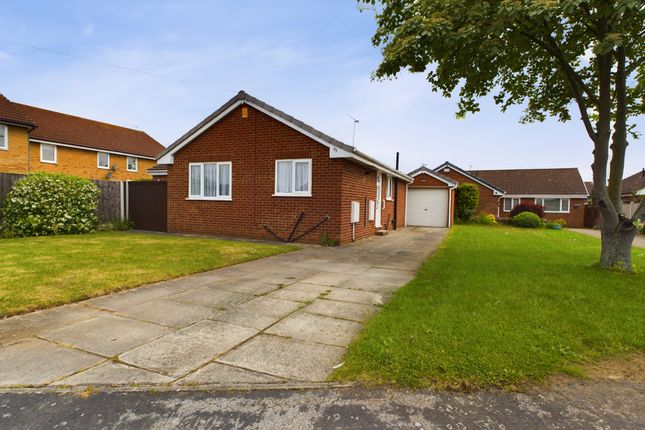 Thumbnail Bungalow for sale in Elmdale Drive, Edenthorpe, Doncaster