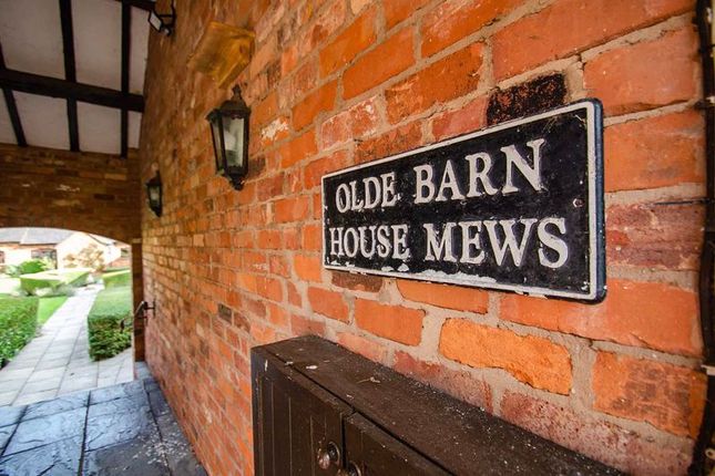 2, Olde Barn House Mews, Hill Top, Rugeley photo 4