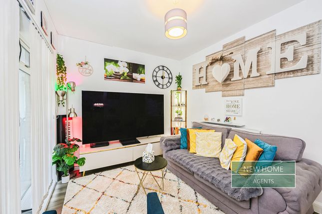 Flat 27 190 Pointelle House, London Road, Wallington photo 4