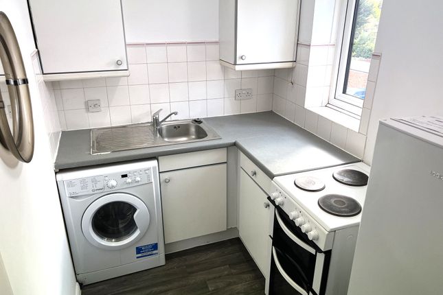 PP46, Pentland Place, Northolt photo 3