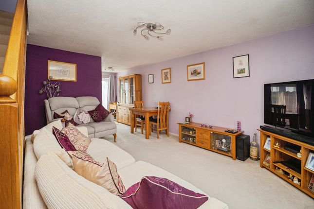 9, Conifer Way, Dorset photo 2