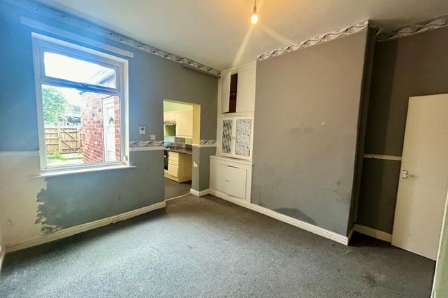 Terraced house for sale in Doncaster Road, Wakefield, West Yorkshire