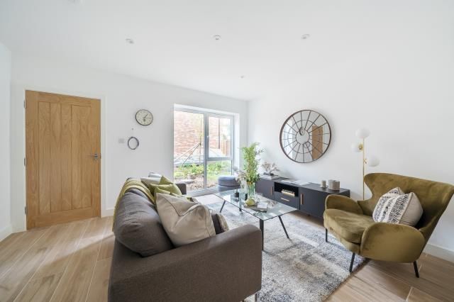 Thumbnail Semi-detached house for sale in Champagne Walk, Finchley, London