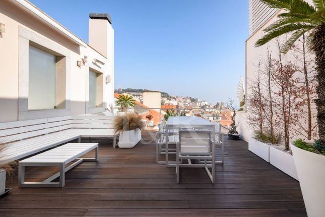 Thumbnail Apartment for sale in Chiado (Sacramento), Santa Maria Maior, Lisboa