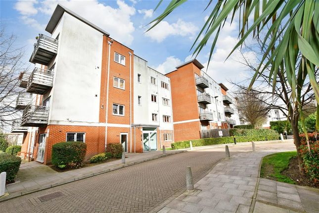 Flat for sale in Hawker Place, London