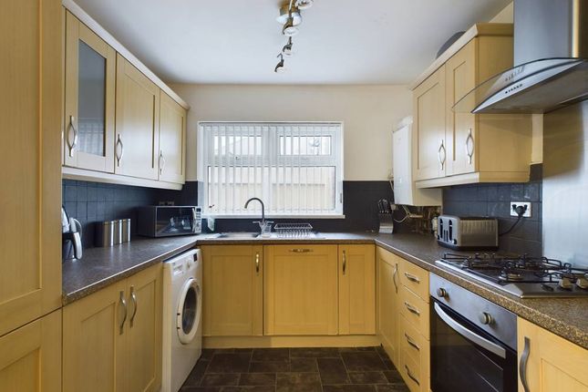 147, Southcoates Lane, HULL photo 3