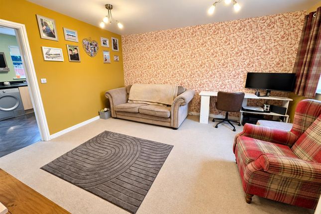 Hawthorn Lane, Bradford photo 5