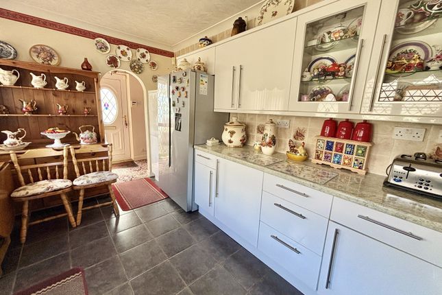 53, Delffordd, Swansea photo 4