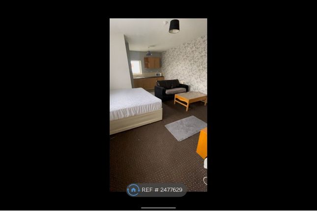 Thumbnail Studio to rent in Pinfold Street, Wednesbury