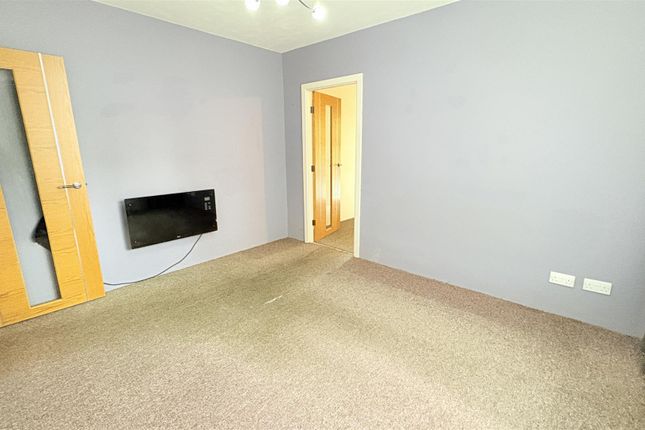 19, Griffin Court, Edgbaston photo 4