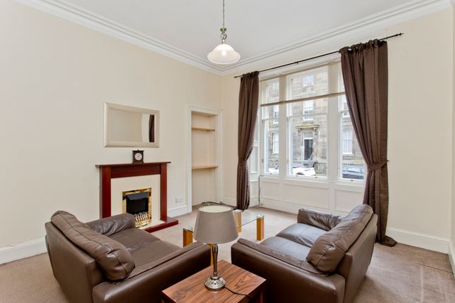 Thumbnail Flat for sale in 2/1 Leslie Place, Stockbridge, Edinburgh