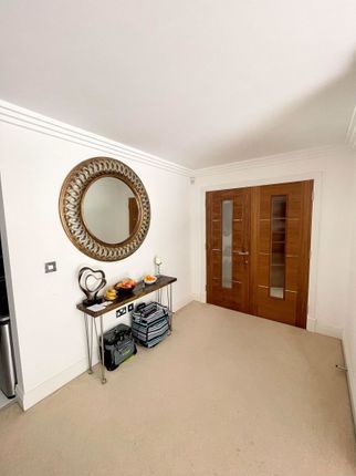 Flat to rent in Studland Road, Westbourne, Bournemouth