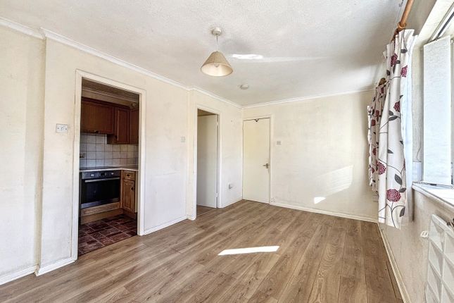 70, Ashdown Road, Bexhill-on-Sea photo 4