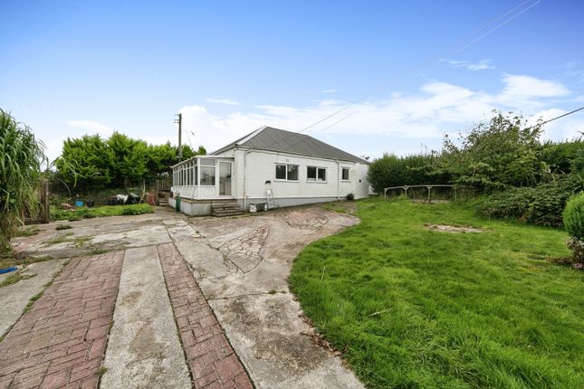 Thumbnail Detached bungalow for sale in Dinas, Pwllheli