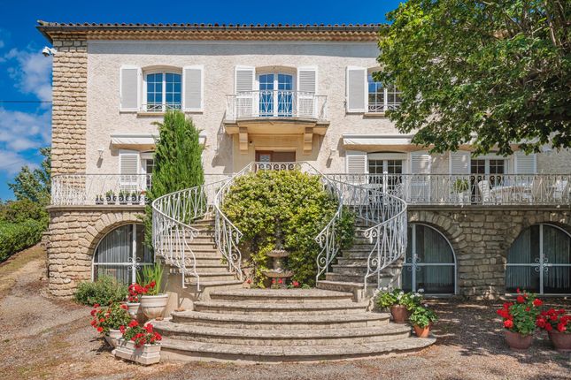 Thumbnail Villa for sale in Apt, The Luberon / Vaucluse, Provence - Var