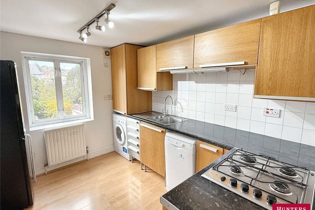 19b, Plantagenet Road, Herts photo 4
