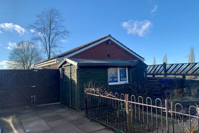 Detached bungalow for sale in Greenway, Braunston, Northamptonshire