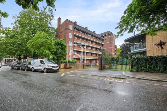 Thumbnail Flat for sale in Cosway Street, London