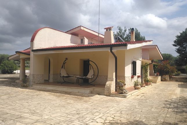 Thumbnail Villa for sale in Via Mesagne, San Vito Dei Normanni, San Vito Dei Normanni, Brindisi, Puglia, Italy
