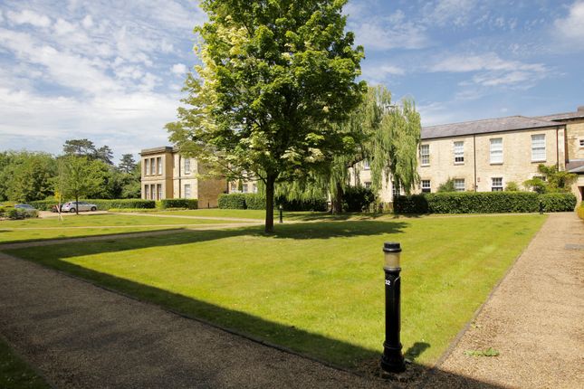 Thumbnail Flat for sale in St. George's Manor, Littlemore