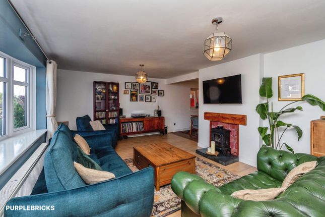 20, Chaplain Road, Cannock photo 3