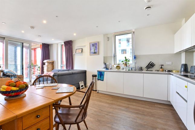 Apartment 12, Distel Apartments, 19, Telegraph Avenue, London photo 3