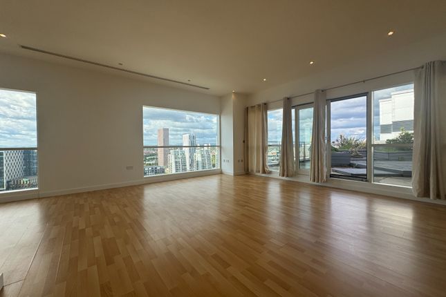 Apartment P4, Imperial Point, The Quays, Salford photo 4