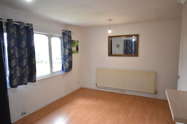 15, Meon Grove, Birmingham photo 5