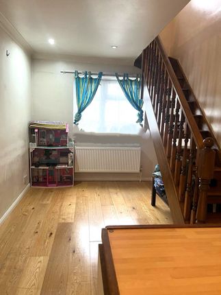 Thumbnail Terraced house to rent in Beavers Lane, Hounslow