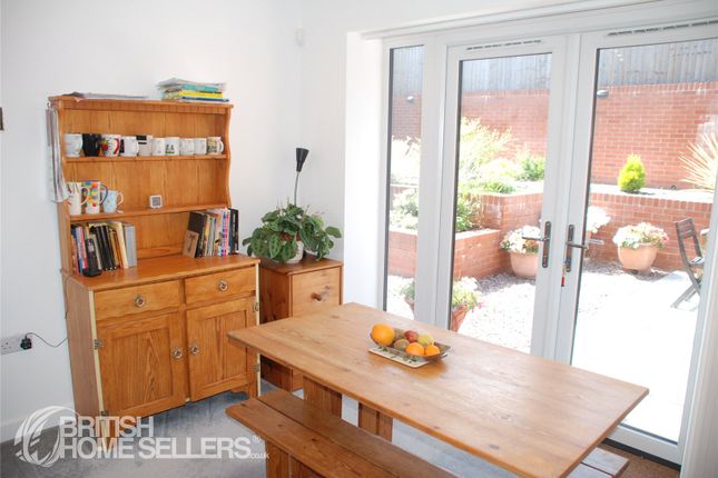 Iona, 16A,, Hillside Road, Wirral photo 4