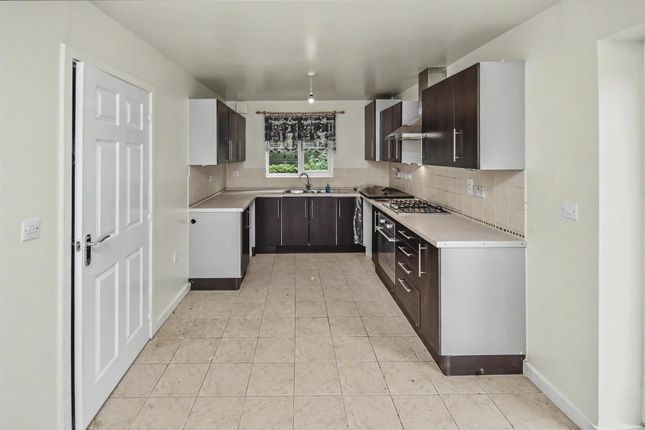 15, Dewar Close, Corby photo 4