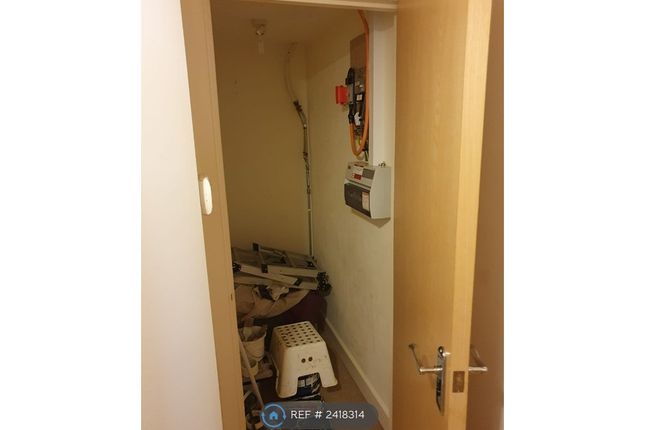 Flat, Cobbett Road, Southampton photo 2