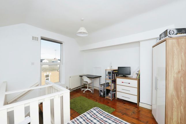 End terrace house for sale in Holland Road, Sheffield, South Yorkshire