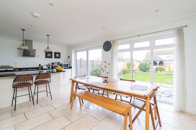 25, Cherry Orchard, Whitstable photo 2