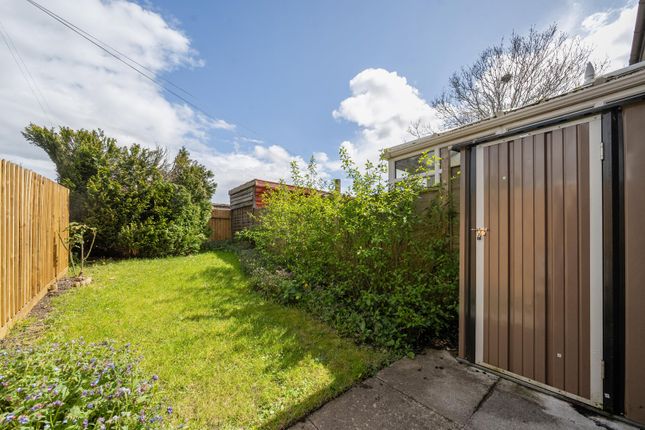 10, Rider Close, Devizes photo 2