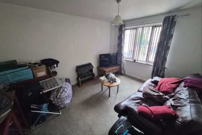 Flat 2, Guernsey Court photo 4