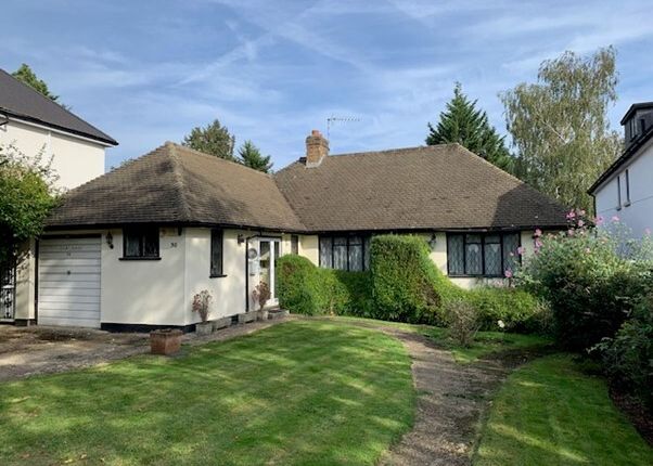 Thumbnail Detached house for sale in Oakhill Avenue, Pinner, Middlesex