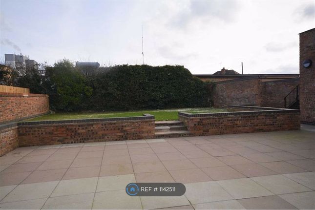Castle Apartments, Hatton photo 3