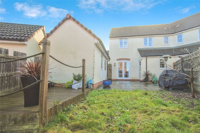 66, Barons Crescent, Wiltshire photo 2