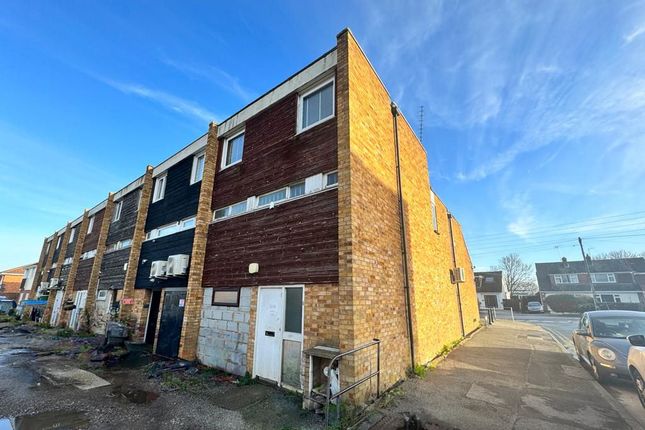 Thumbnail Flat for sale in 249A Ferry Road, Hullbridge, Hockley, Essex